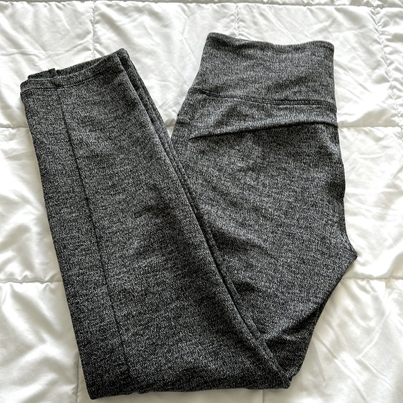 Athleta leggings size M. EUC. - Picture 2 of 6